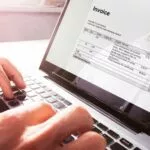 Das E-Rechnungsgesetz trifft Unternehmen spätestens ab November 2020.